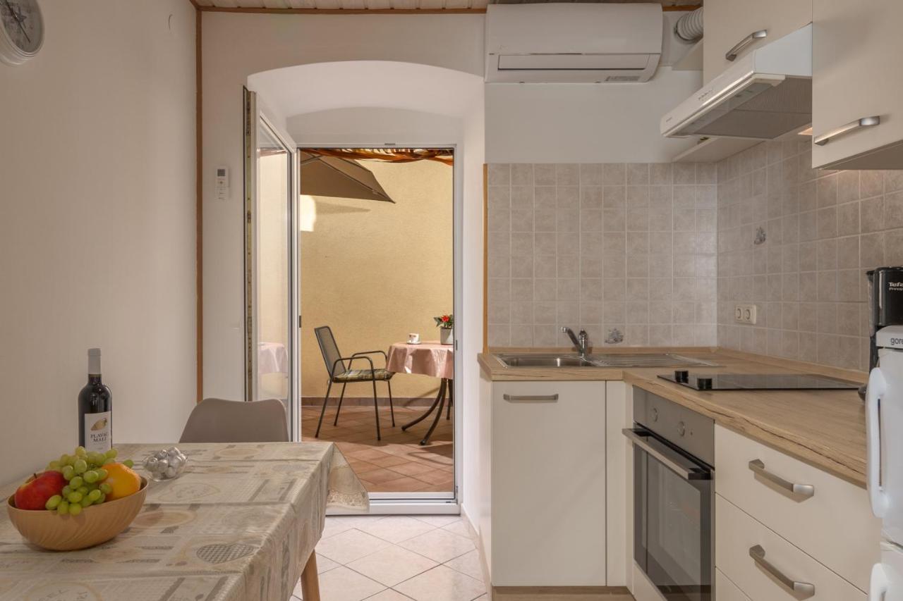 Apartmani Matic Мощеницька Драга Екстер'єр фото